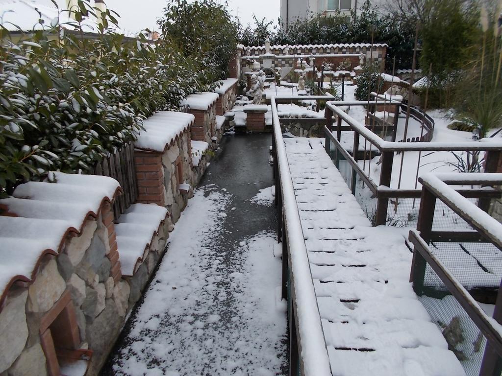 B&B Il Giardino Acquatico Coppito Esterno foto
