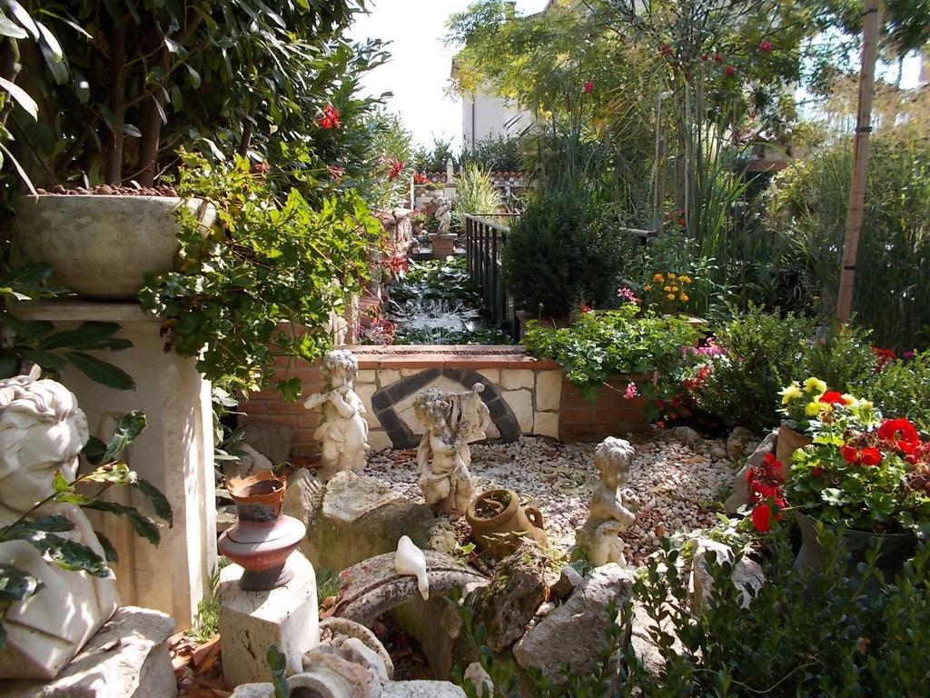 B&B Il Giardino Acquatico Coppito Esterno foto