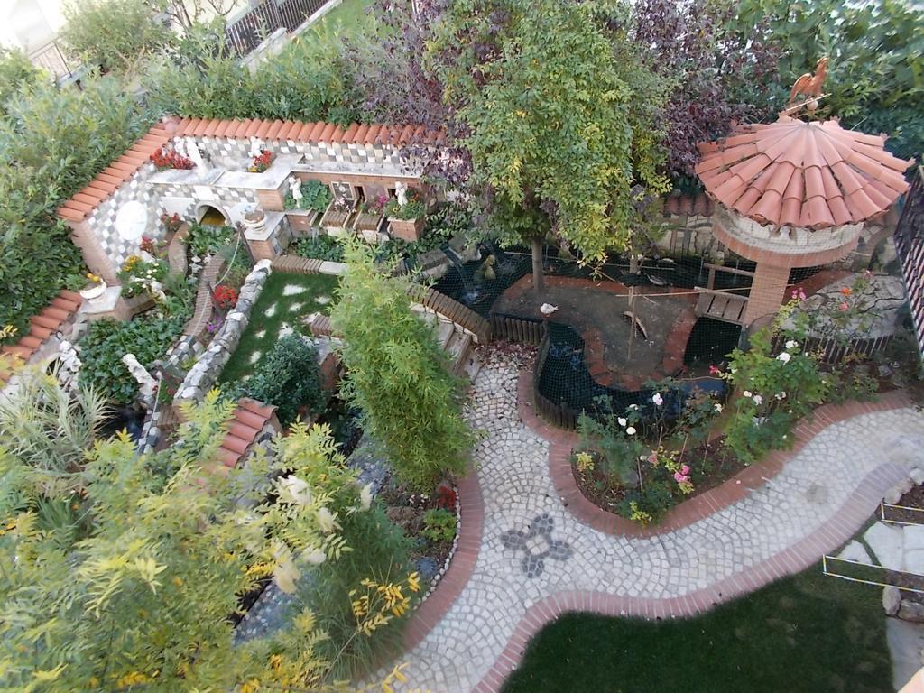 B&B Il Giardino Acquatico Coppito Esterno foto
